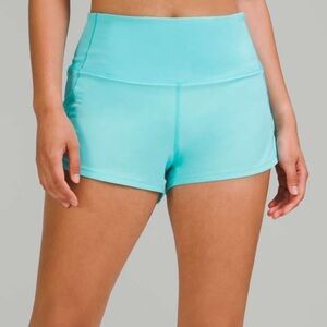 Lululemon Size 2 speed up shorts 2.5 inch